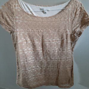 Banana Republic Beige Lace Short Sleeve Top Size10